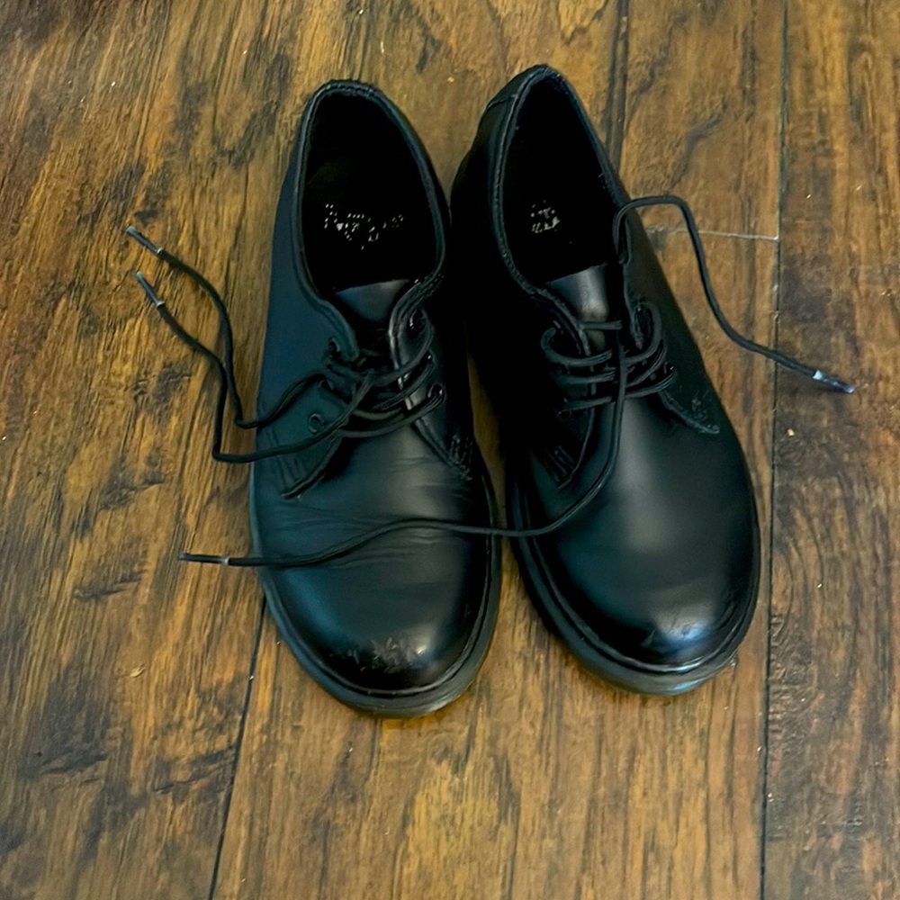Black Dr Martin shoes